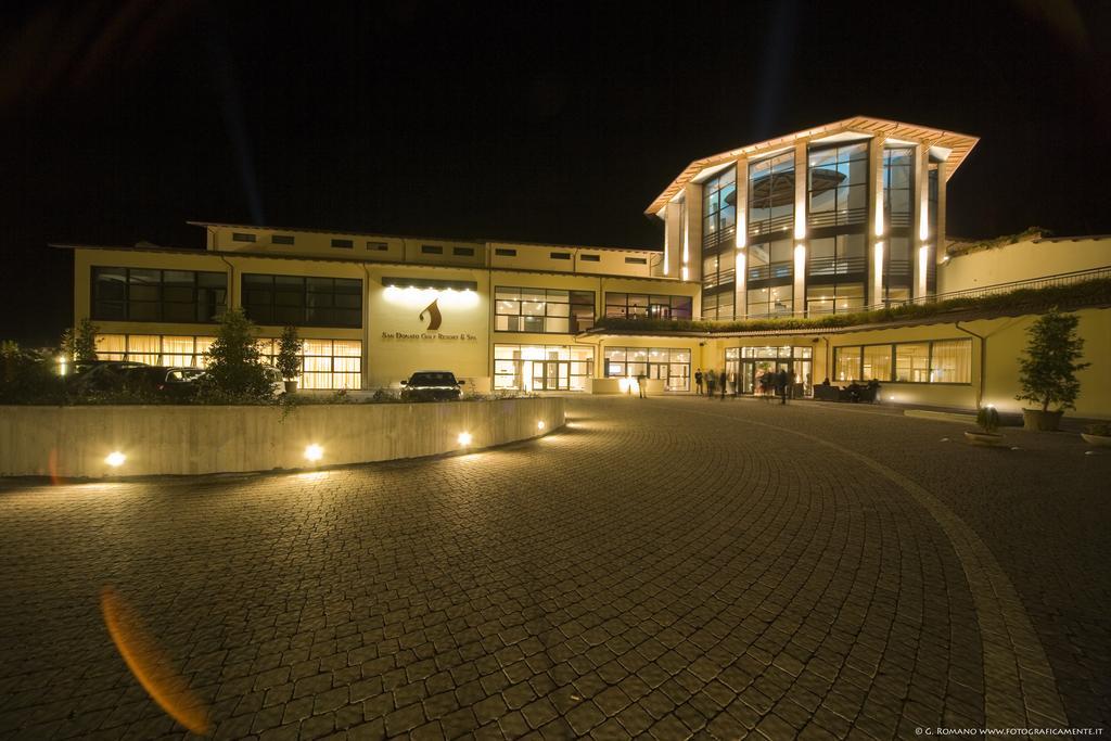 San Donato Golf Resort & Spa Santi Exterior photo