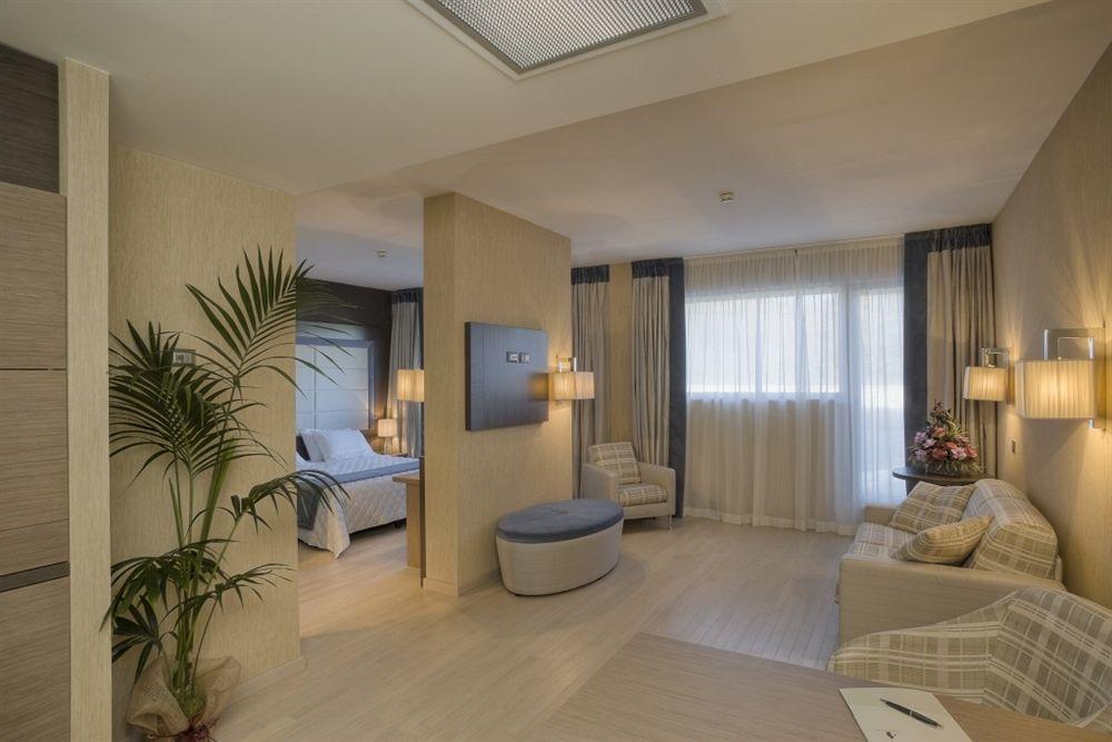 San Donato Golf Resort & Spa Santi Room photo